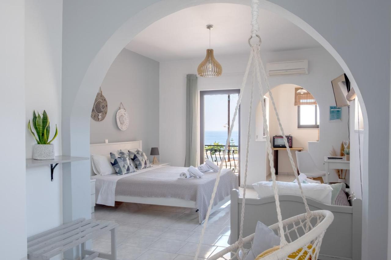 Pefkides Aegina Boutique Apartments Agia Marina  Ngoại thất bức ảnh
