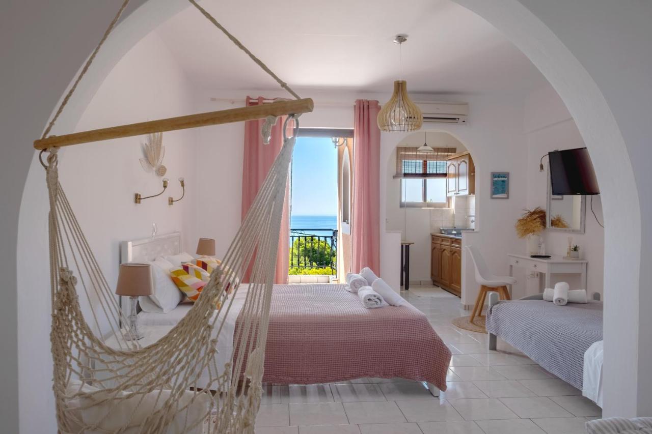 Pefkides Aegina Boutique Apartments Agia Marina  Ngoại thất bức ảnh